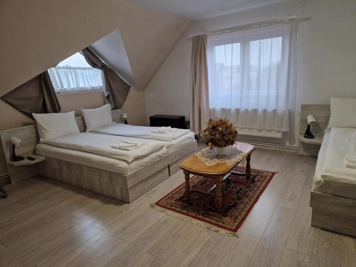 Sepsi Relax Hotel Sfântu-Gheorghe Екстериор снимка