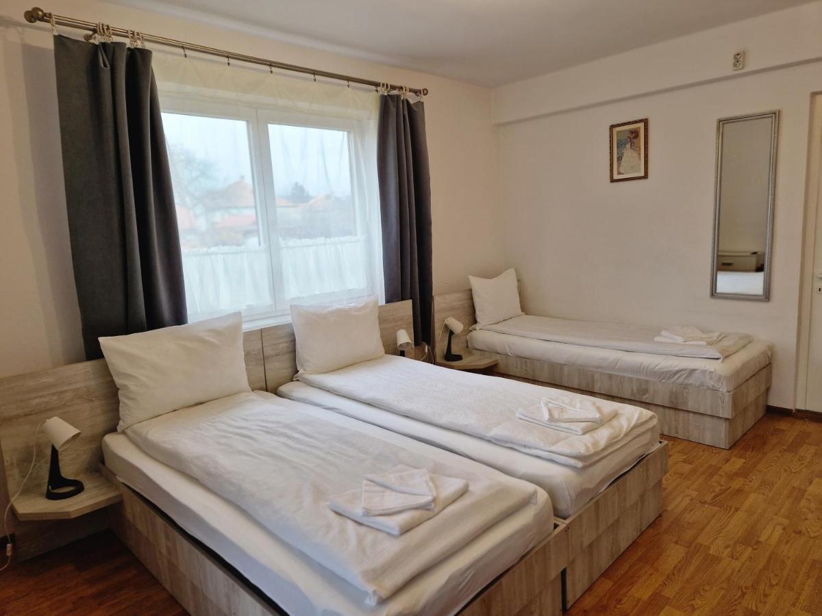 Sepsi Relax Hotel Sfântu-Gheorghe Екстериор снимка