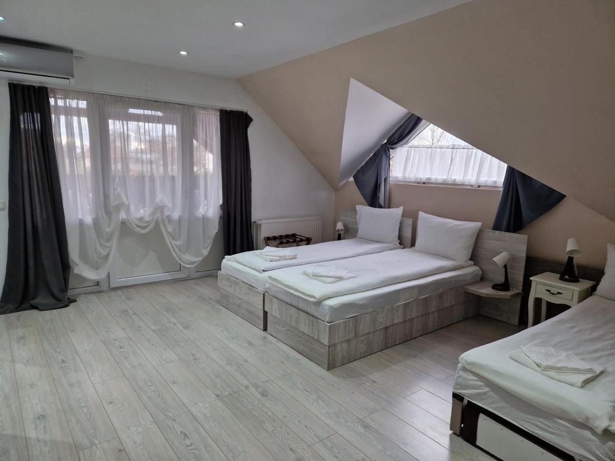 Sepsi Relax Hotel Sfântu-Gheorghe Екстериор снимка